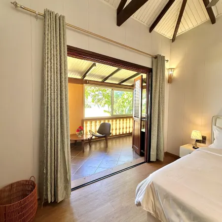 Holiday Beach Hotel
