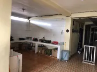 Hotel O Homestay Bu Sun SyariahNearTaman Rekreasi & Pemandian Taman Suruh