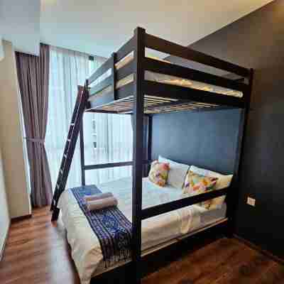 Lovely Vivacity Jazz 2 Cozy Condo 2 Card LV6B Rooms