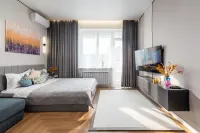 Stylish Apartment on the 12th Floor with Mountain & City Views (114) - 3-Star
