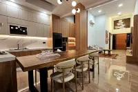 3 Bedroom House Near Grand Batam Mall Hotels in Sekupang