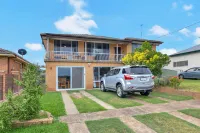 Coal d' Vine Entertainer - Cessnock NSW