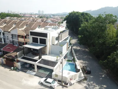 Le Lodge Mansion