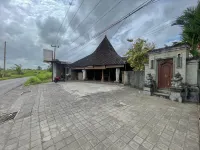 Urbanview Hotel Lilis Cempaka Mas Guesthouse Hotels near Desa Wisata Kaba-Kaba