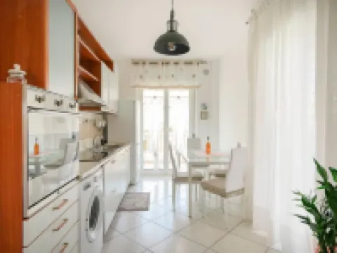 Mistral Suite Apartment - free private car park パレセのホテル