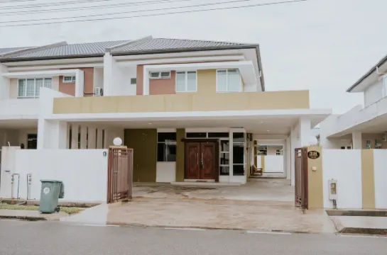 Sibu 500Mbps 10pax 4BR - No Wedding Acts Allowed