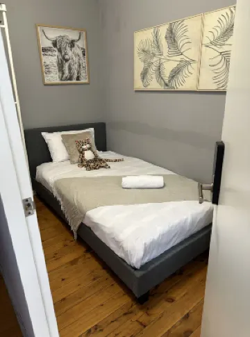 Cozy Rooms - Seconds to Central Station - Nearby CBD USYD UTS - Shared Bathroom