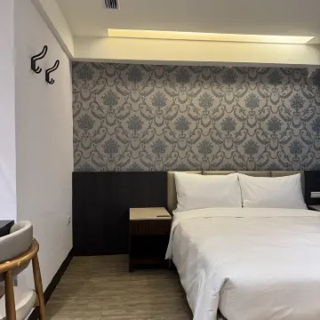 moon hotel Hotels near Kaohsiung Mosque