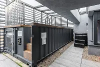 Lumina 4-room apartment near the city center