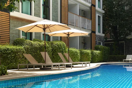 รูปภาพของCozy Apartment at Rawai with Pool Access