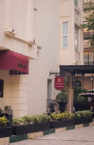 Chirani Signature Hotel Hotels near F-7 Sector