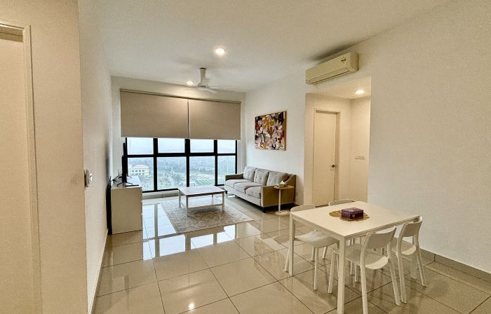 Icon6 Condo Conezion Ioi City Mall Putrajaya, Pool View