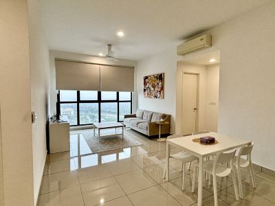Icon6 Condo Conezion Ioi City Mall Putrajaya, Pool View