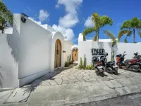 TARRA VILLAS by Exotic Bali Properties Hotels near Berawa