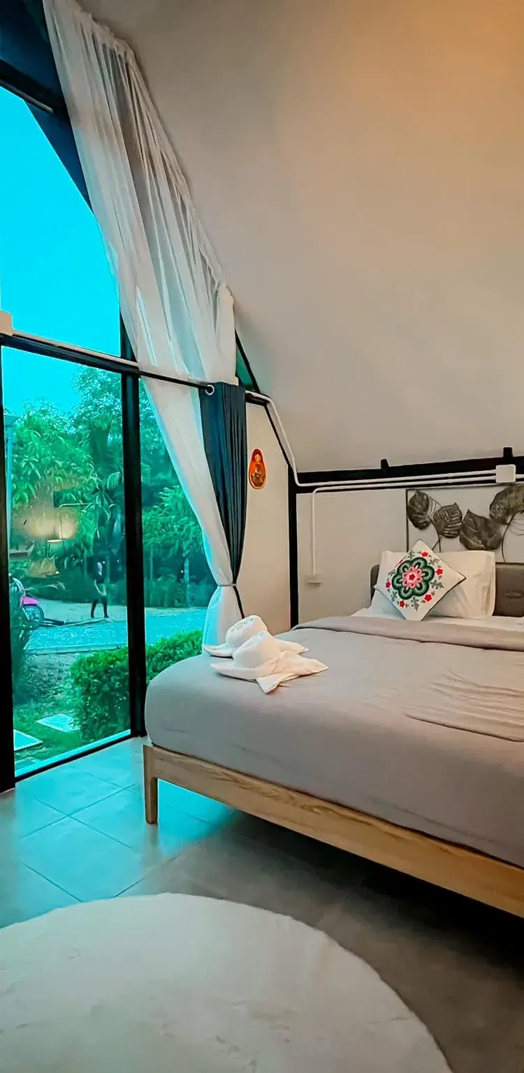 บ้านพักทรง A-Frame พร้อมห้องน้ำส่วนตัว