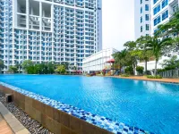Puri Mansion Apartment by Luma Casa - Swimmingpools