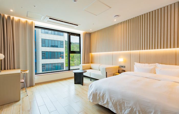 Hound Hotel Hyeoksindosi Branch