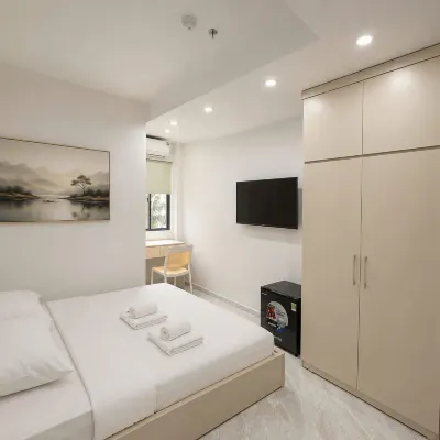 Dreamora Corner Hotel Hotels near Vietcombank Tower