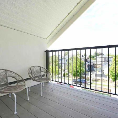 New Lovely four-room Duplex -1626