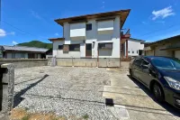 Naruto House: 4LDK, Max 10P, Free Parking 5 Cars - С парковкой