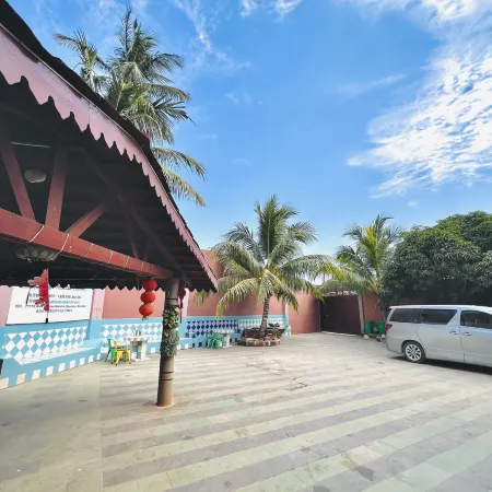 ZanJoo Zanzibar Airport Hostel