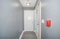 Mississauga Center Square one two bedroom Townhouse - WLAN