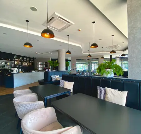 BB HOTEL Отели рядом с Аэропорт Саваннахет