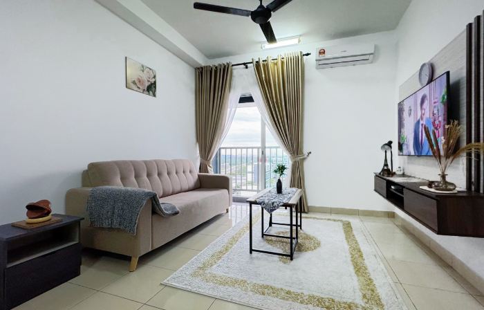 Spacious 2Bedroom Suite At Alanis Residence Sepang
