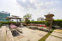 Luxury Apartment in Central_Luminous Leman