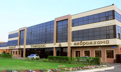 Tomiris hotel