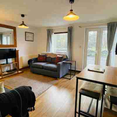 Stylish Garden Flat Near Loch Ness Rooms