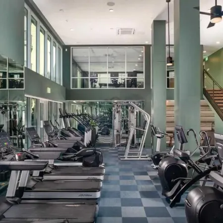 Premium Stay 10 Min From Disneyland W/ Pool & GYM