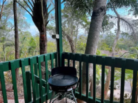 Tropical escape in central location/Entire house