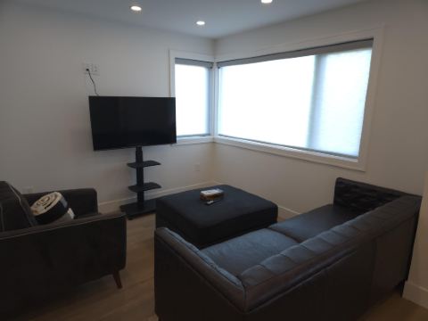 Vancouver 2 bedroom Townhouse: Family-Friendly