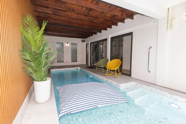 รูปภาพของCozy Pool Villa in Sukhumvit, walk 5 mins to BTS