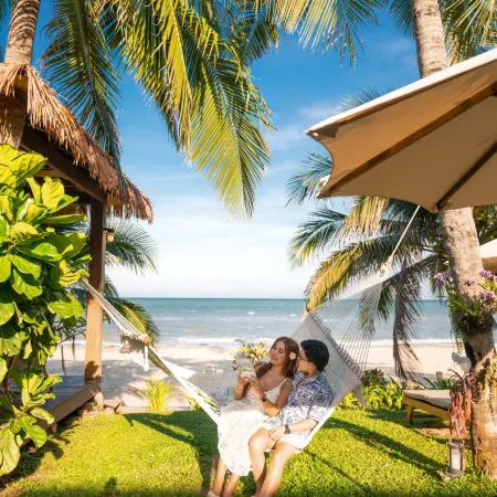 Baan SanSuk Pranburi - Beach Front & Pool Villa