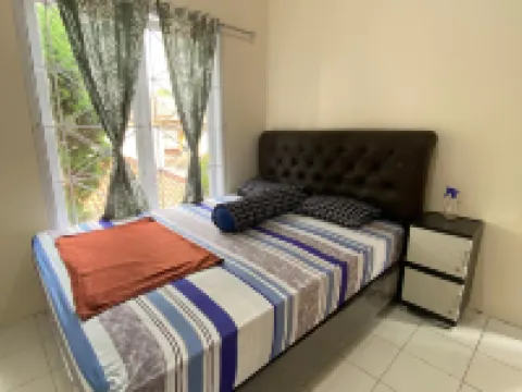 Villa Fathan private pool Hotel a Pacet