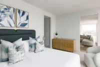 Kirra Point Holiday Apartments
