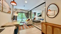 Cabanas Huahin - parking