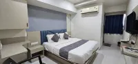 THE 7 ELEVEN HOTEL - New