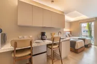 TO BE SUITES - New