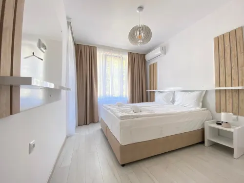The Green Paradise Apartments - Pools