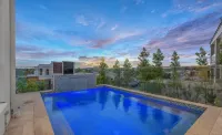 Cosy room in Carindale - موقف سيارات