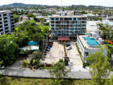 Golden Manora Hotel Bangtao Beach