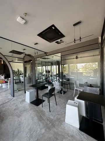 รูปภาพของศรีอินทรา โฮเทล