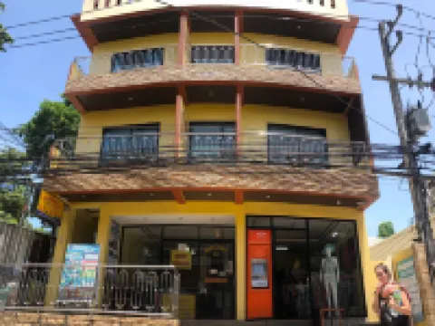 Baan Mulan Hotels near Noi Na Beach