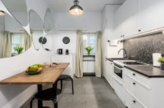 Lumina 3-room apart near the Royal Castle