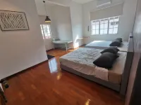 Ryui's Bungalow 5,403sqft - Entire House / Room Only