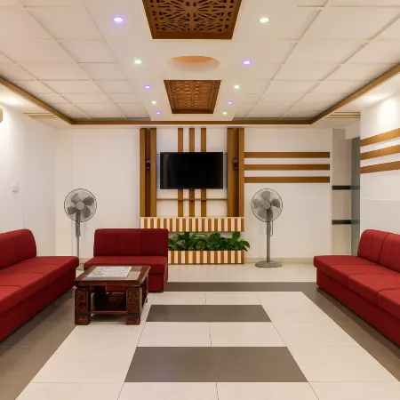 Baral White Rose Hotel
