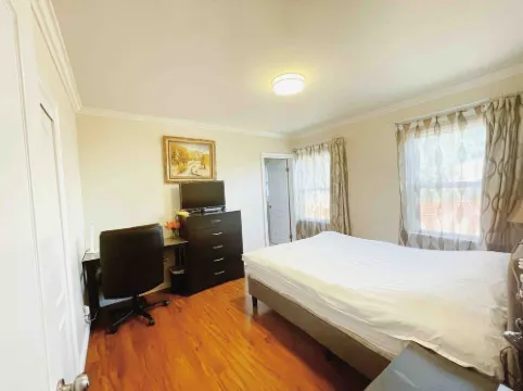 Alhambra Private Suite with Bath & Parking